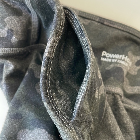 FABLETICS Powerhold leggings size S grey black camo stretch yoga running - Picture 6 of 6